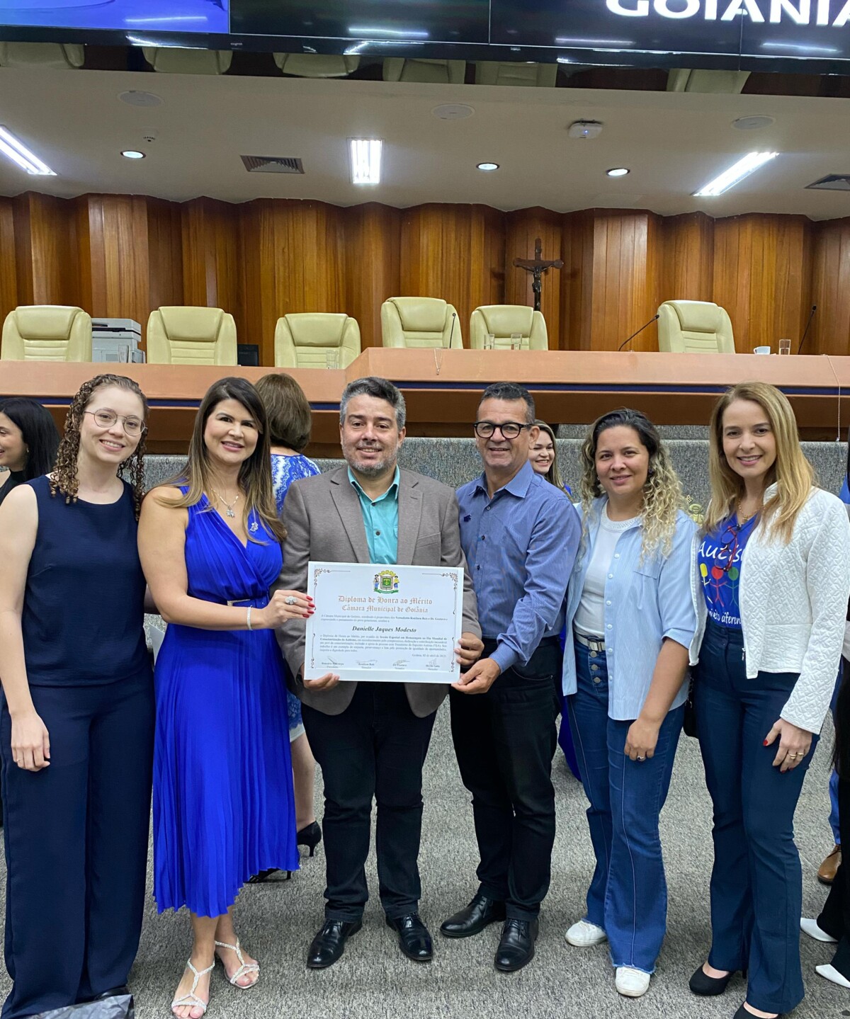 rede-teia-participa-de-sessao-especial-na-camara-municipal-em-homenagem-ao-dia-mundial-de-conscientizacao-do-autismo